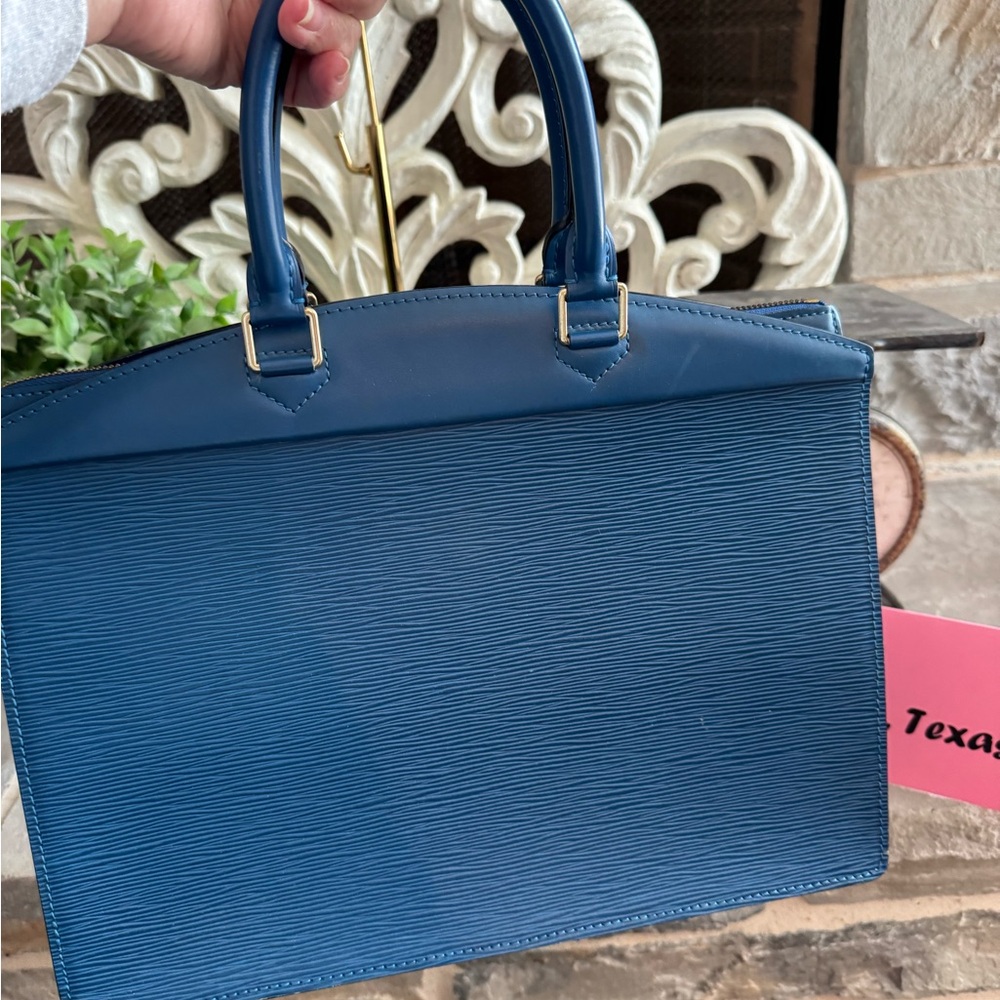 Louis Vuitton Rivera Blue Epi Leather Tote with Luggage Tag - Picture 3 of 12